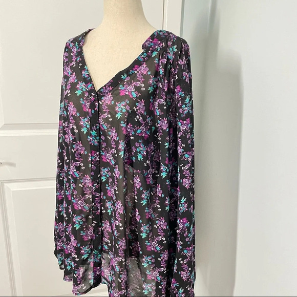 Torrid Floral Boho Blouse Top size 3X - Picture 2 of 5